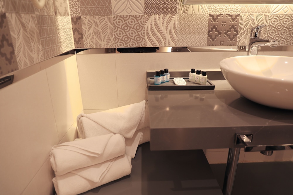 Avrasya Port Hotel 37/40