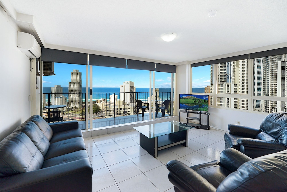 Condor Ocean View Apartments 38/74
