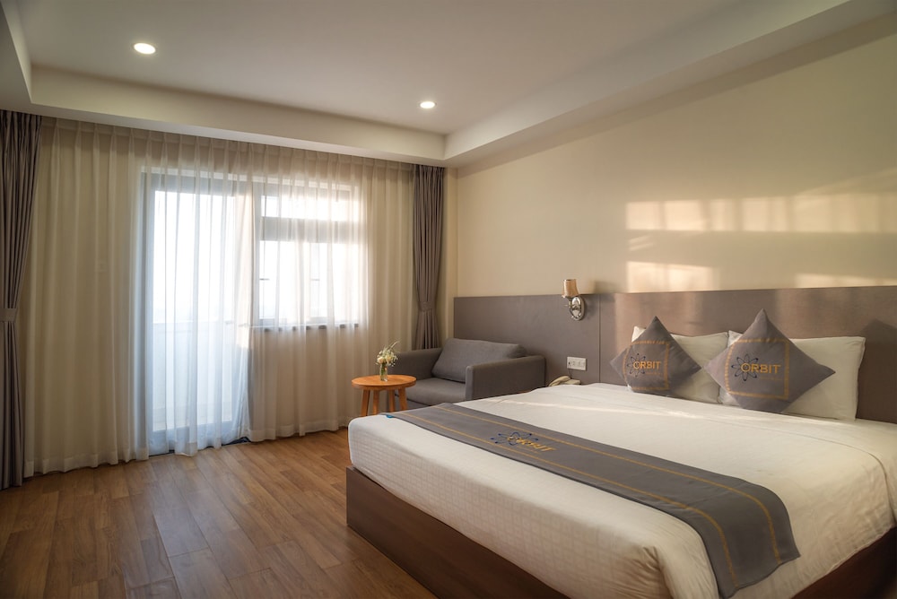 Orbit Hotel 15/50