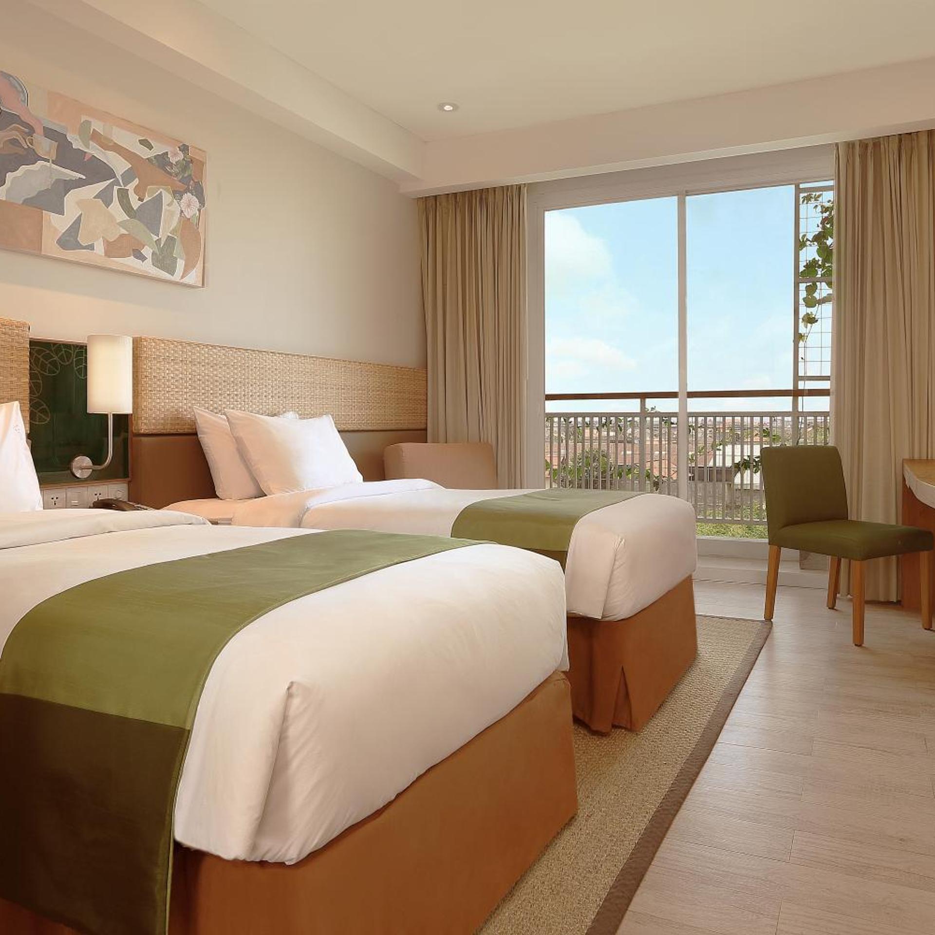 DELUXE, TWIN BEDS, BALCONY