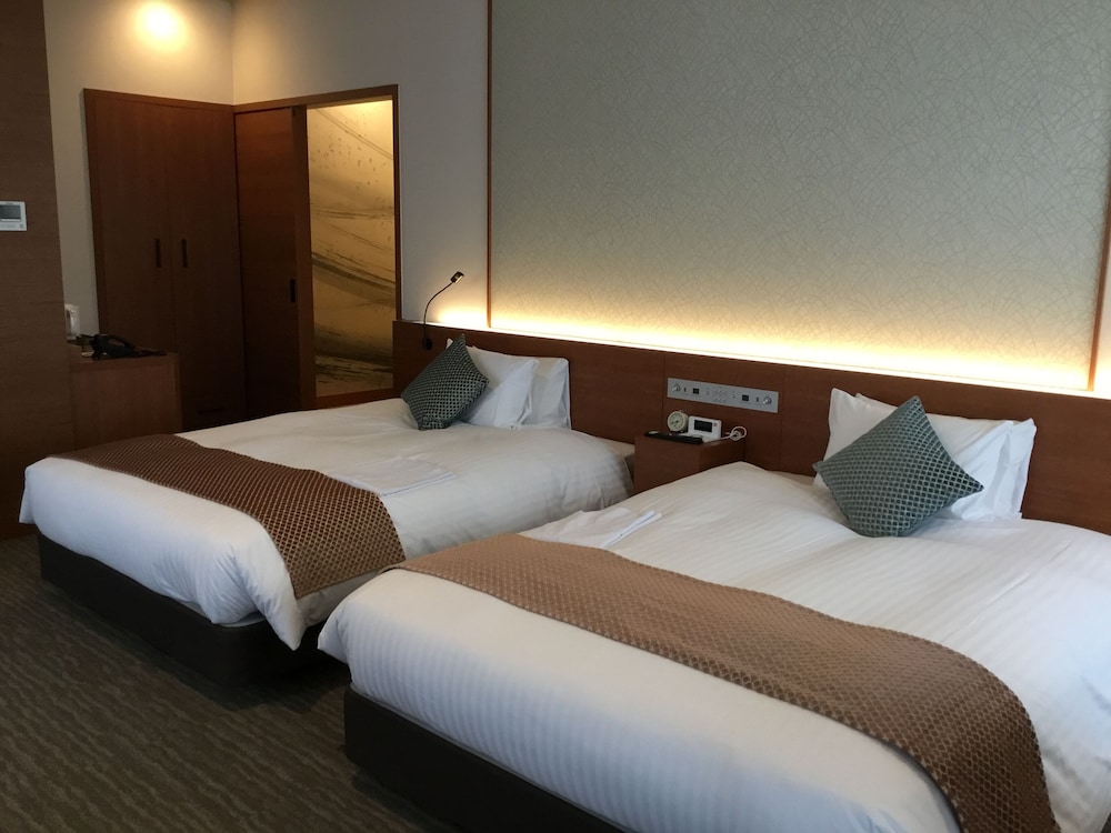Odysis Suites Osaka Airport Hotel 20/50