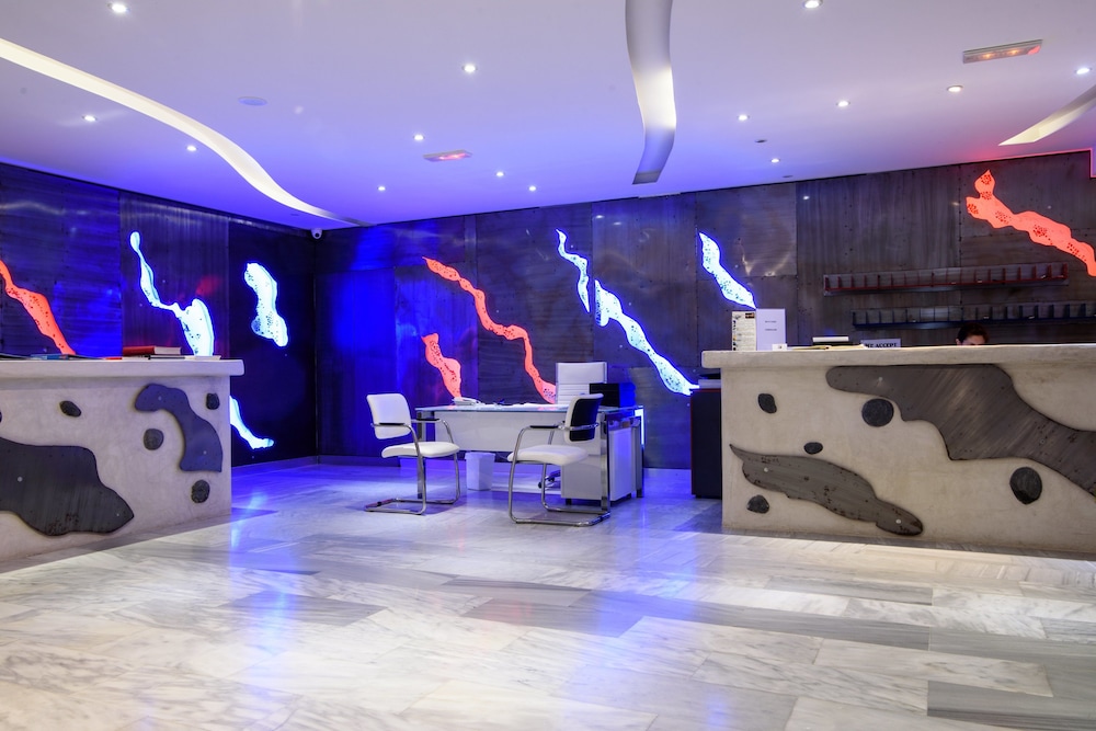 Rk Beach Hotel 7/52