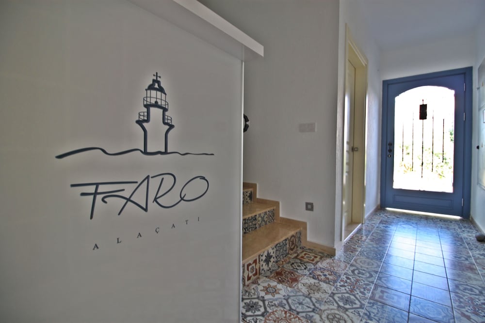 Faro Alacati 18/48