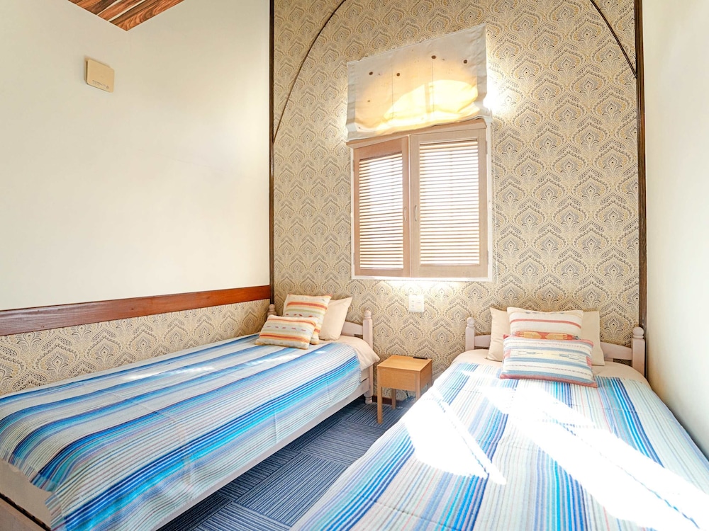 Auberge Bonne Chere Raout 9/45