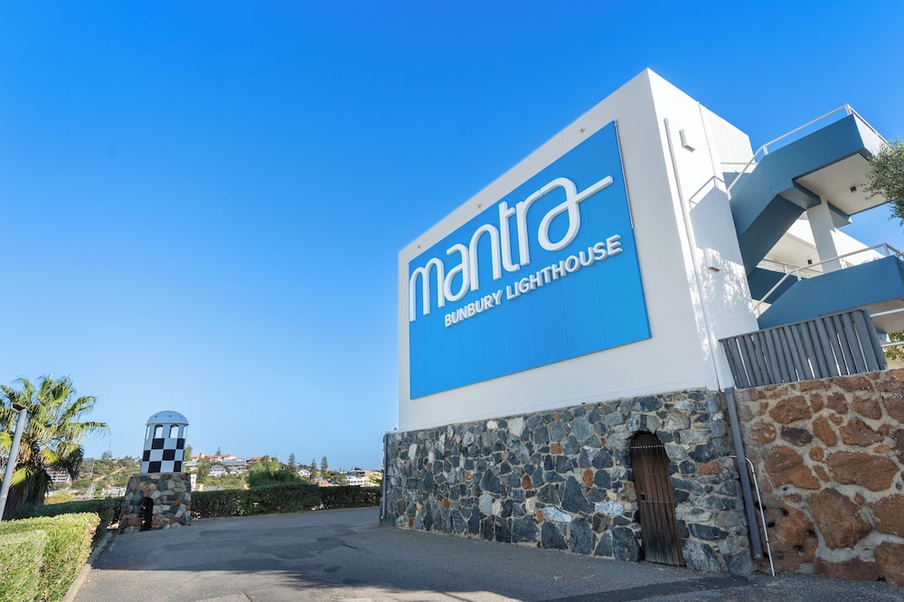 Mantra Bunbury 64/69