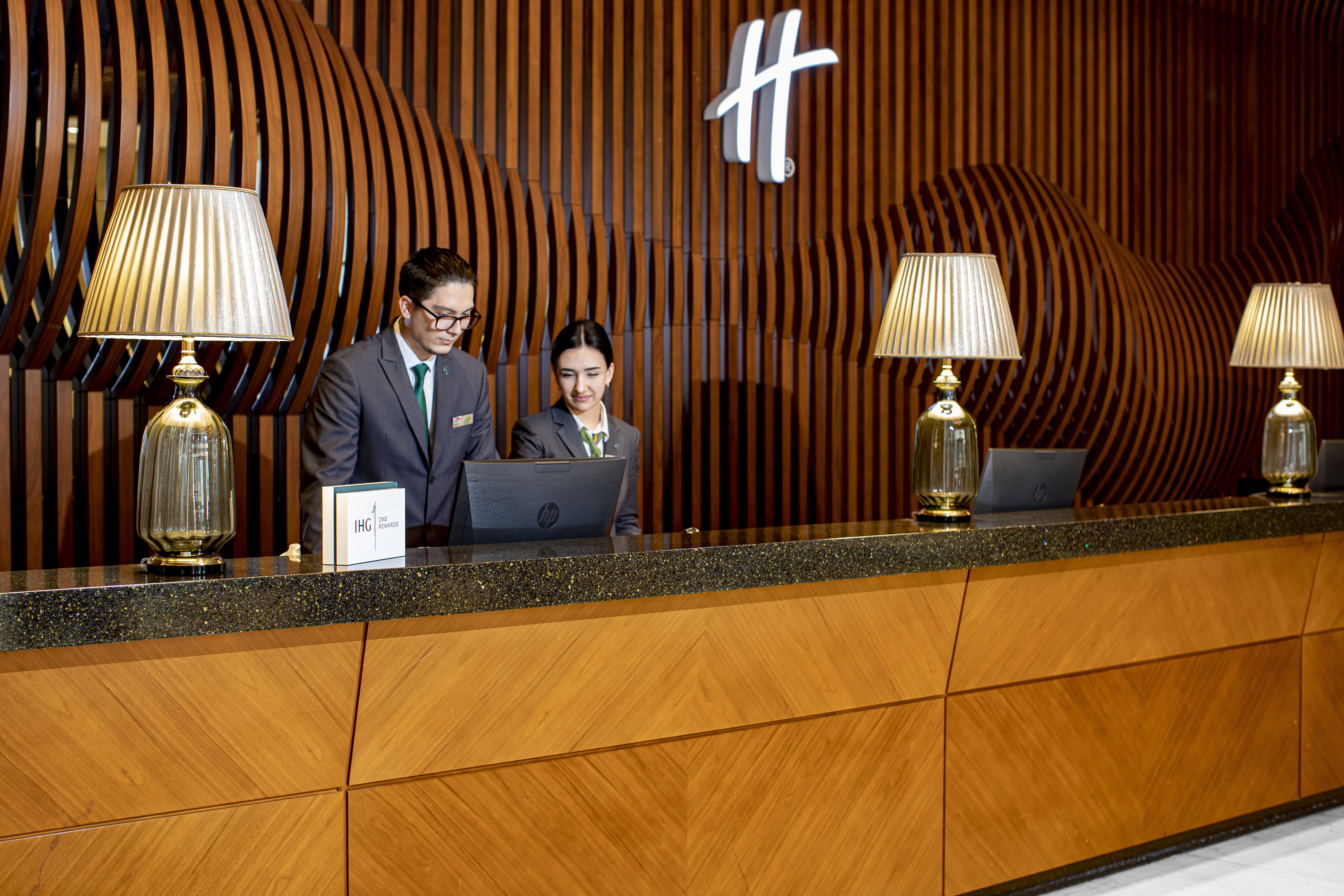 Holiday Inn Baku 6/59