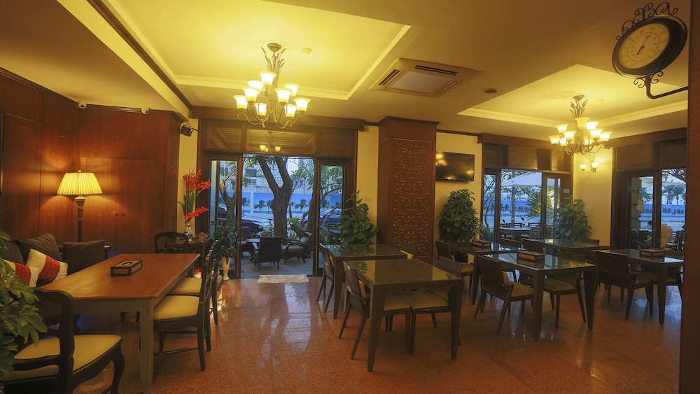 Chu Hotel 52/70
