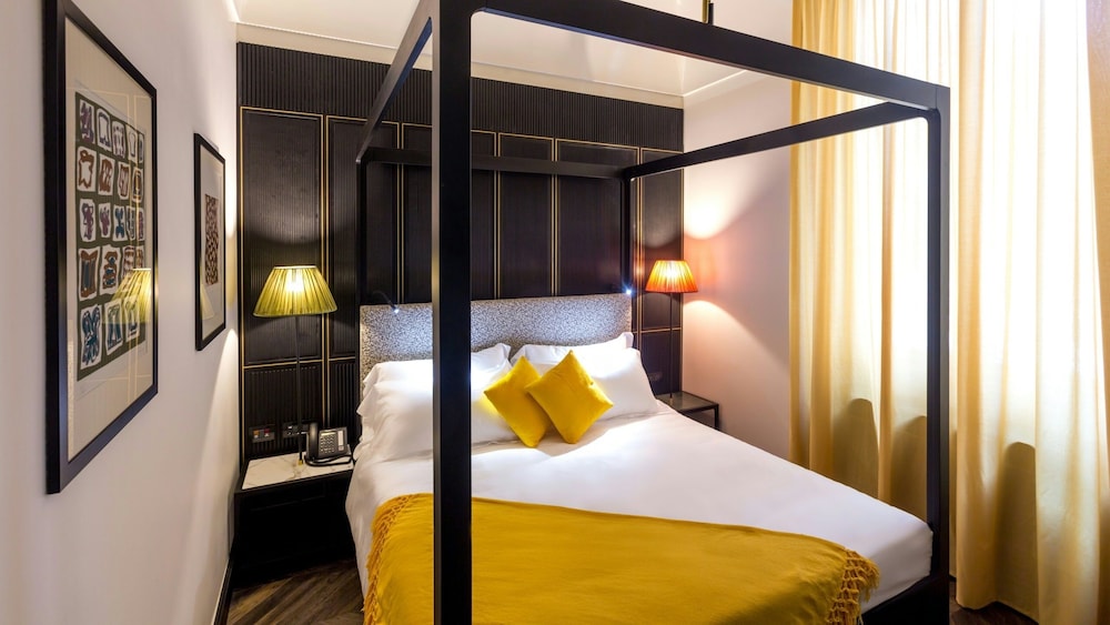 THE H'ALL TAILOR SUITE ROMA 32/65
