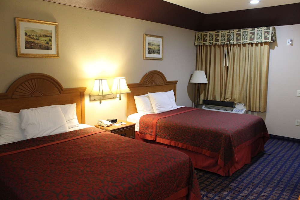 Sapphire Inn Suites 22/58