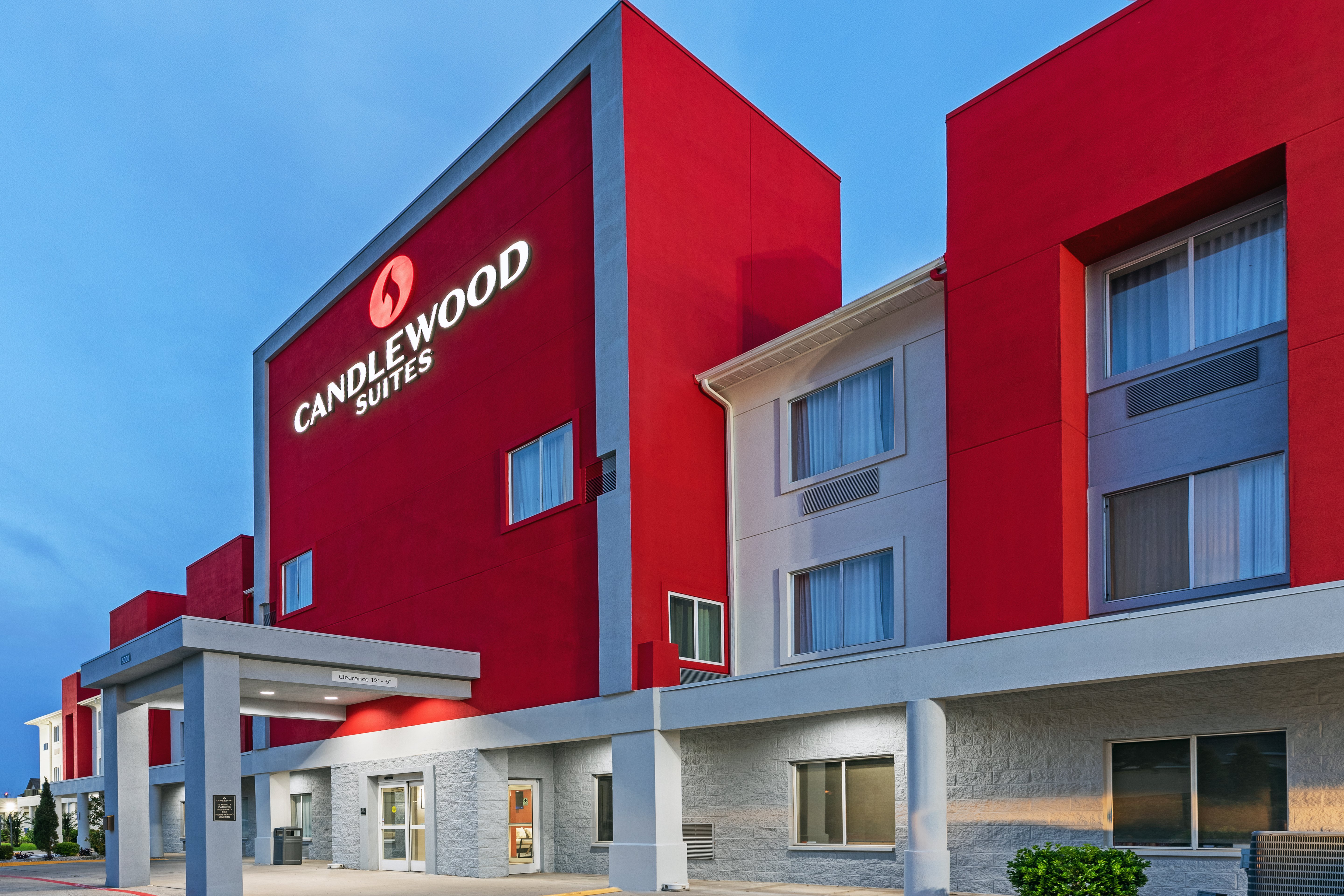 Candlewood Suites DFW Airport North - Irving, an IHG Hotel photo2