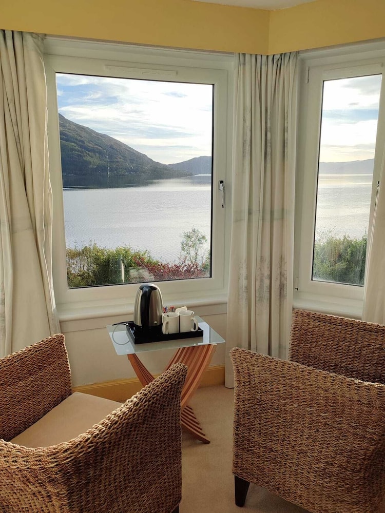 The Lodge on the Loch by OYO 23/50