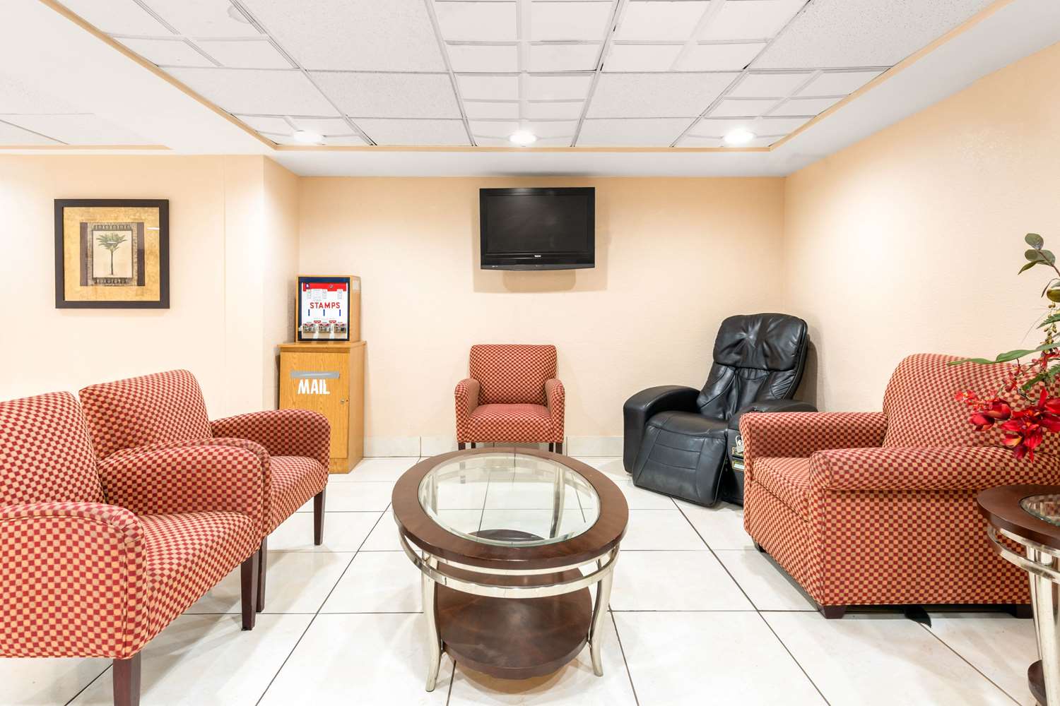 Quality Inn & Suites Orlando Airport 13/18