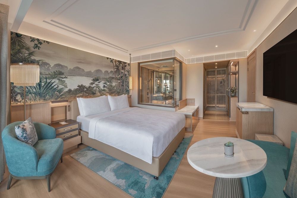 جناح فاخر بسرير كينج بإطلالة على الحديقة بشرفة، JW Marriott Goa Vagator 2/3