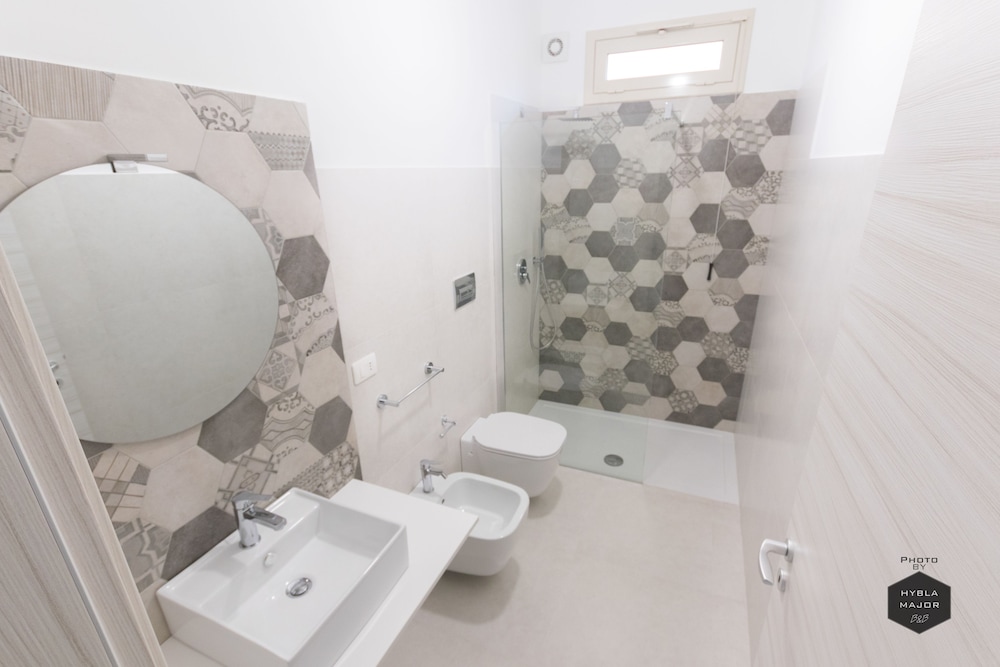 Hybla Major B&B 31/36