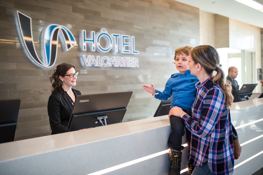 Lobby at Hotel Valcartier, Saint-Gabriel-de-Valcartier
