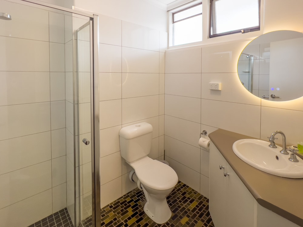 Port Fairy Motor Inn 63/63