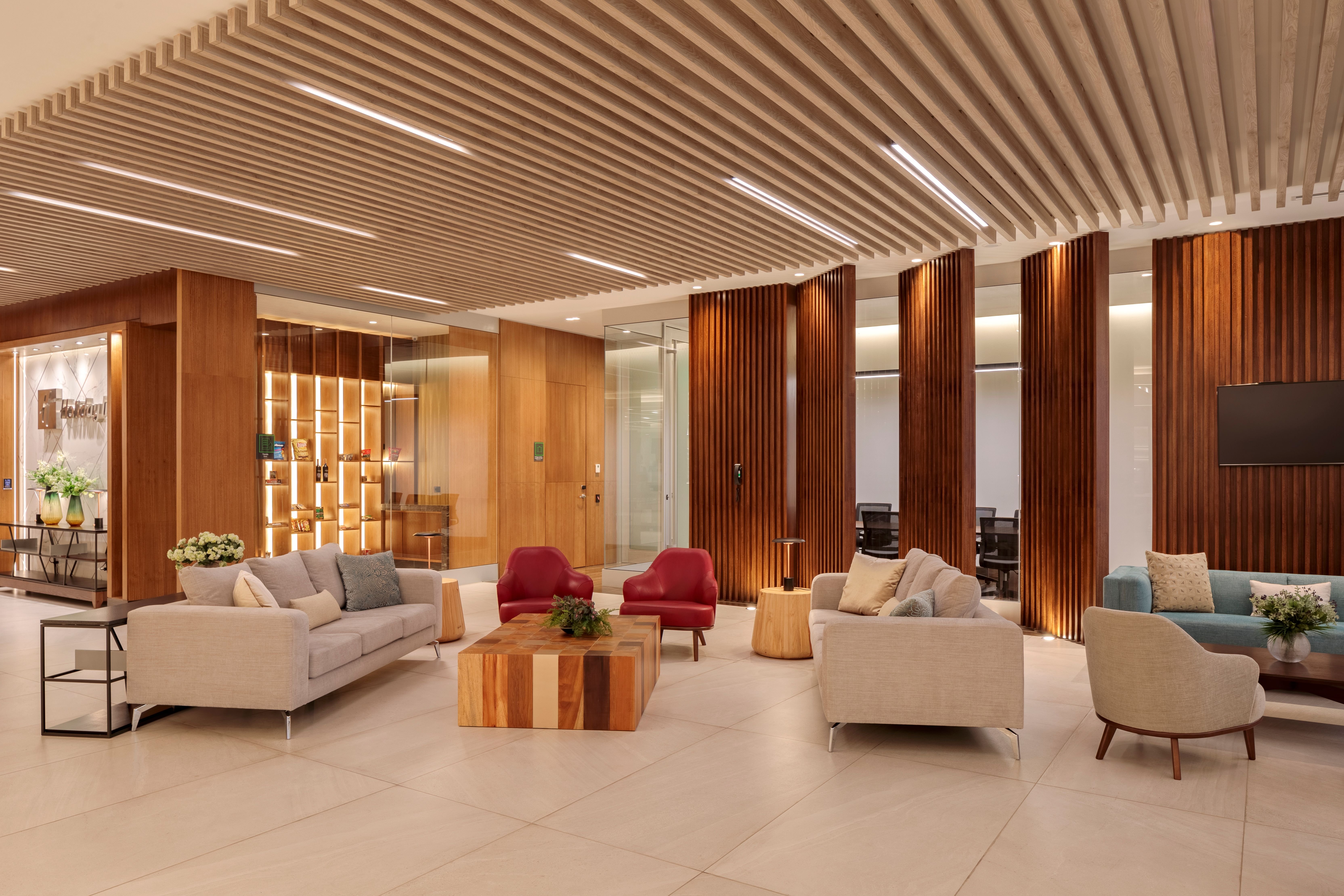 Holiday Inn Quito Airport 42/66
