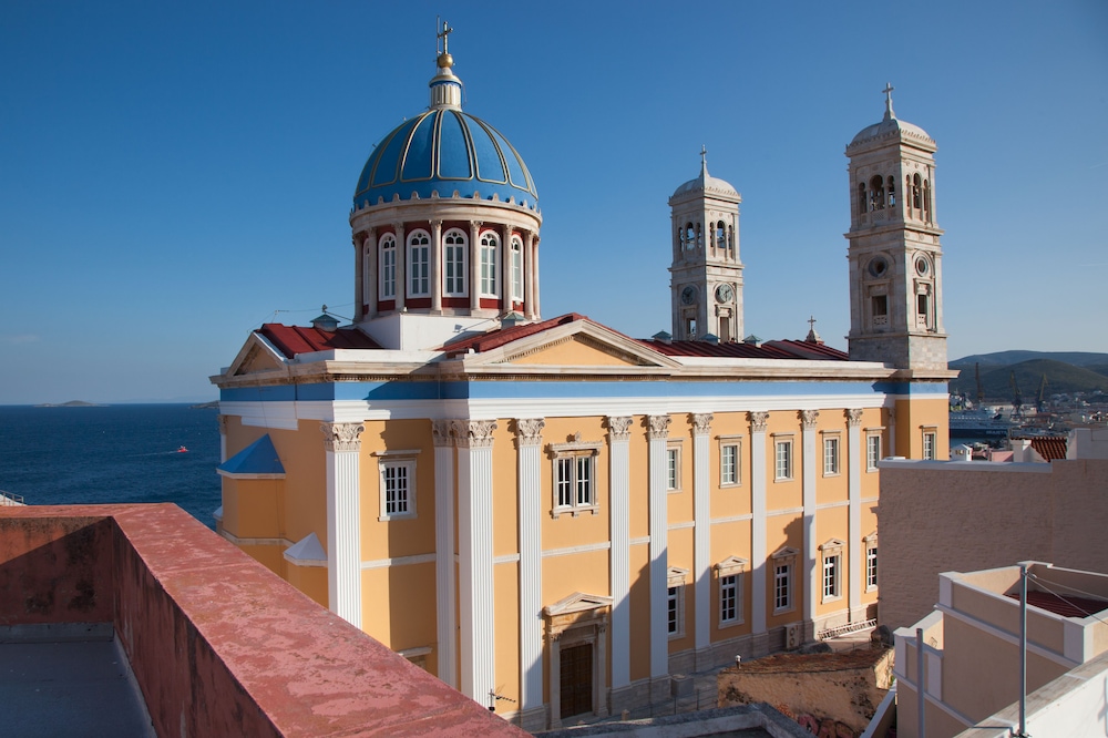 Syrou Melathron in SYROS