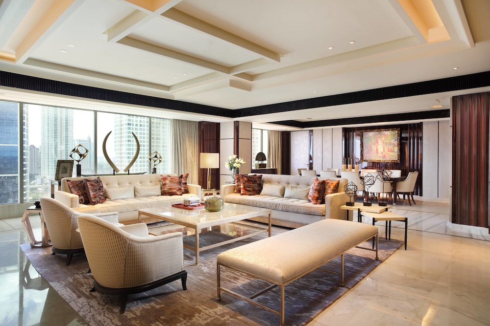 Sheraton Grand Jakarta Gandaria City Hotel 45/52
