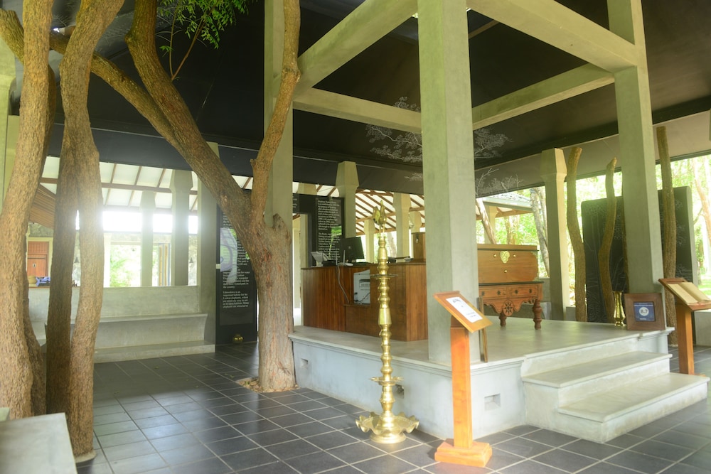 Nil Diya Mankada Safari Lodge 15/50