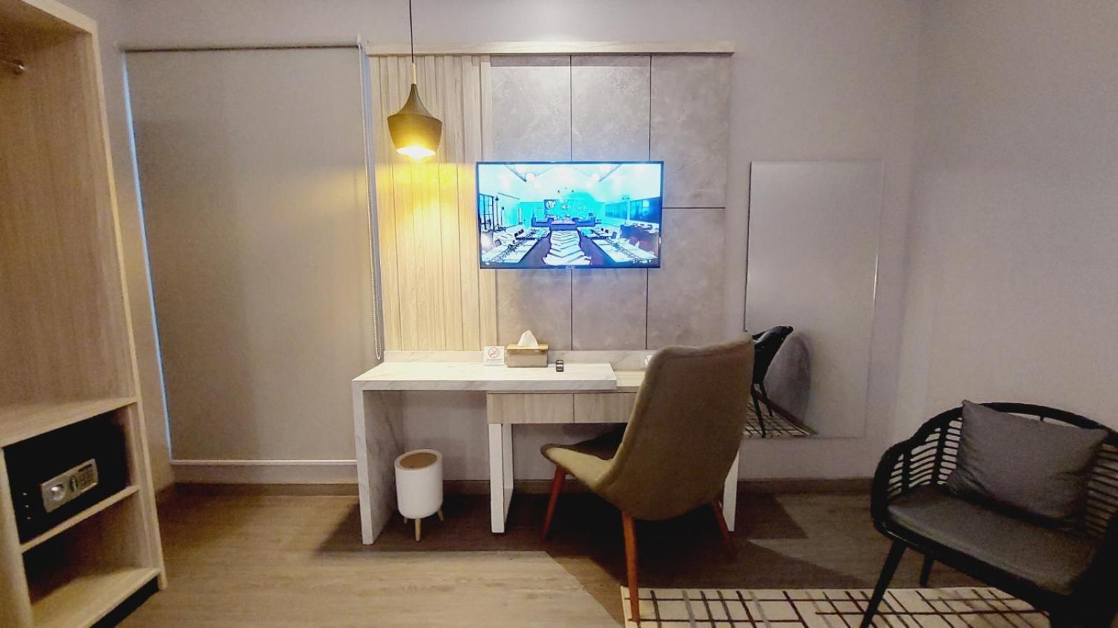 SIP Azana Hotel Jayapura 37/50