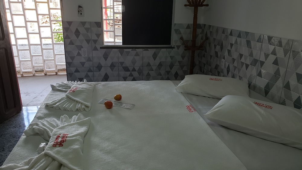 Hotel Marajo 25/50