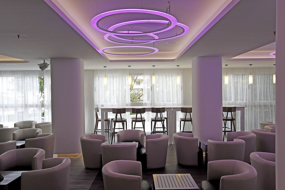 BG Hotel Pamplona 40/46