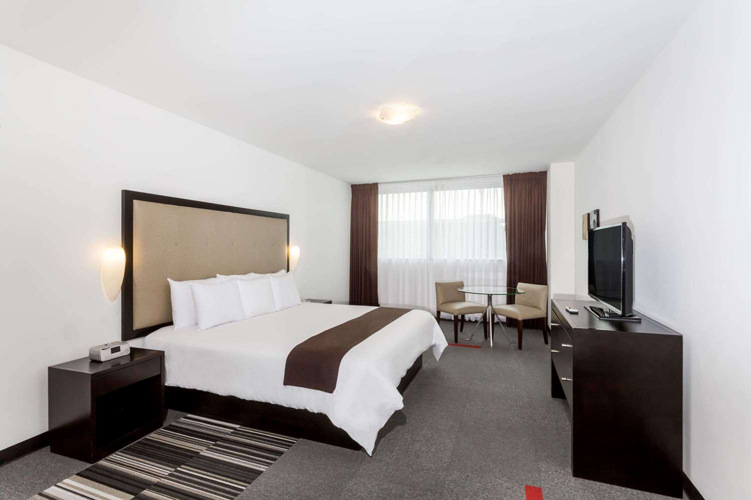 Wyndham Costa del Sol Lima Airport 29/62