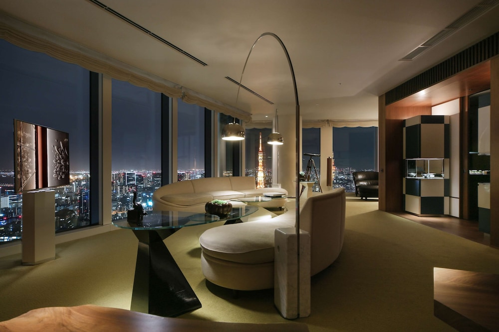 Andaz Tokyo Toranomon Hills 35/69