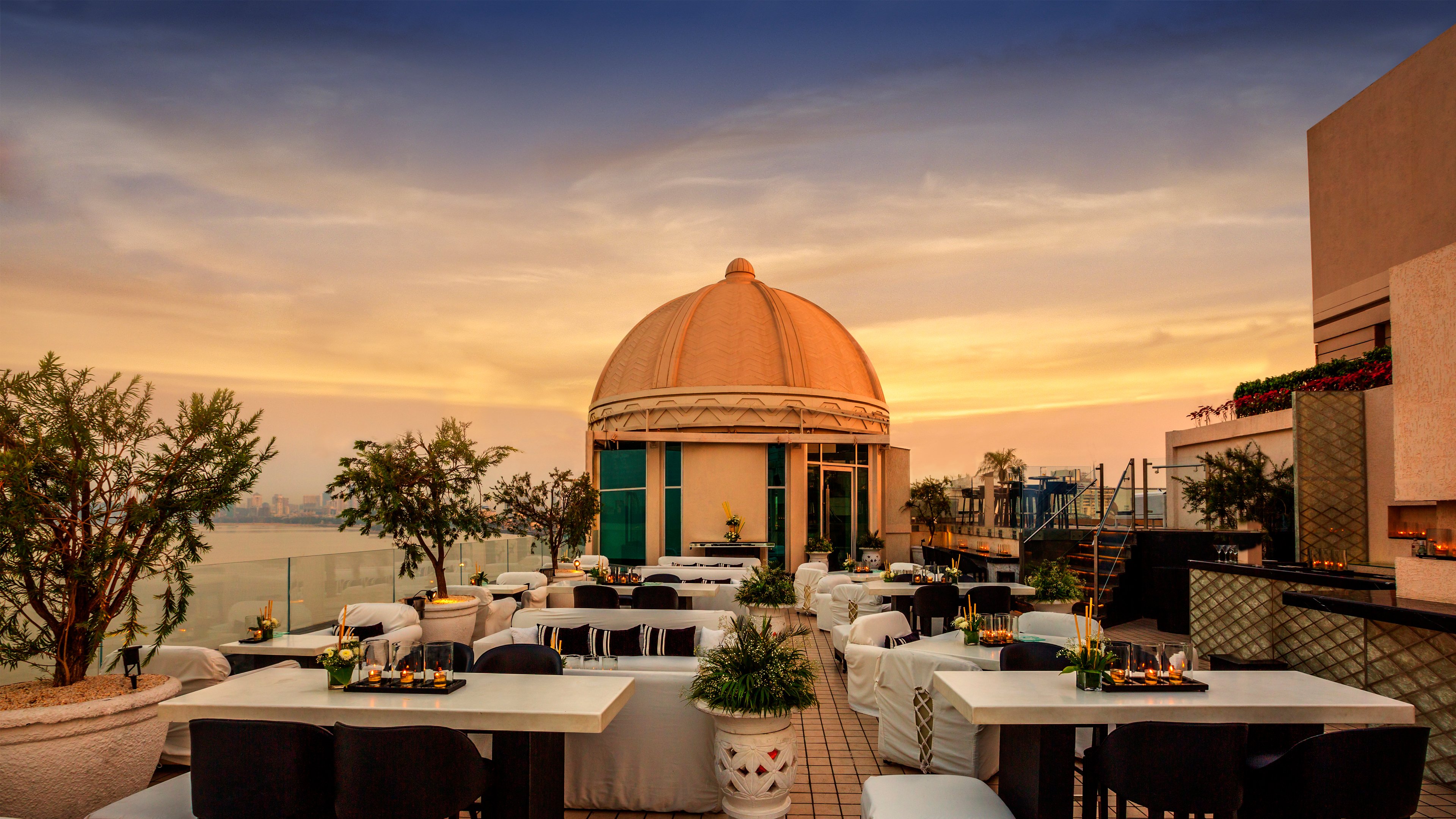 Intercontinental Marine Drive Mumbai 7/78