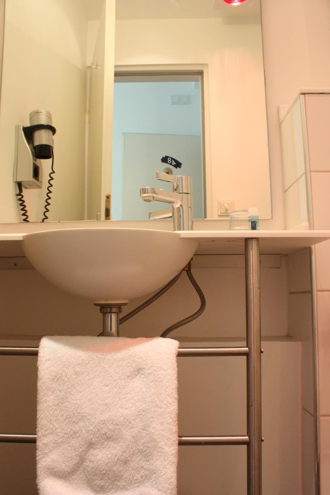 Admiral Hotel Frankfurt 5/42