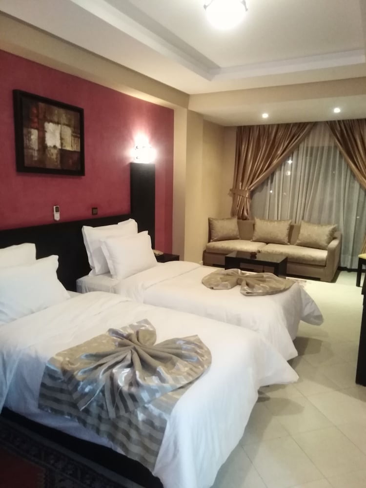 SUITE HOTEL TILILA 8/39