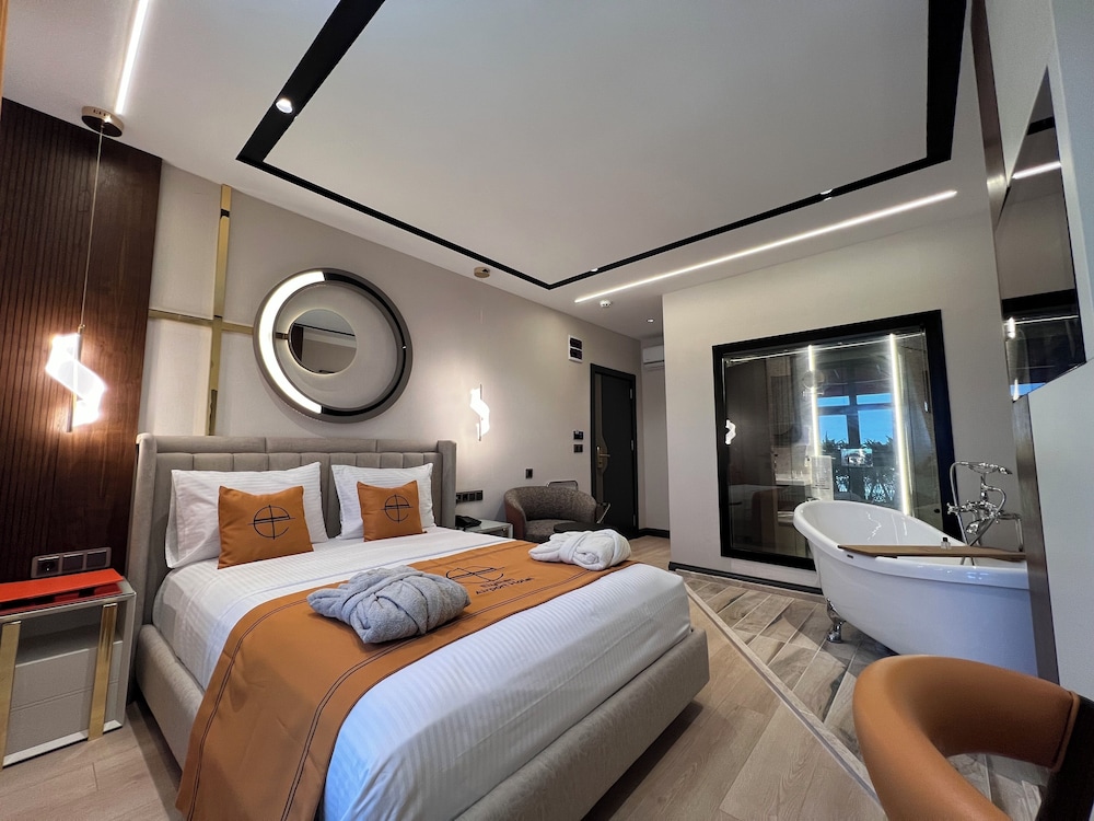 Elysian Airport Hotel & Restaurant 11/50