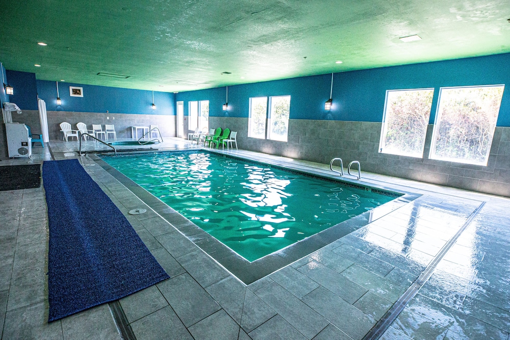 Morningglory Hotel Resort Suites 8/27