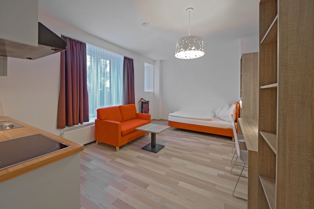 Living Leipziger Hof 10/22
