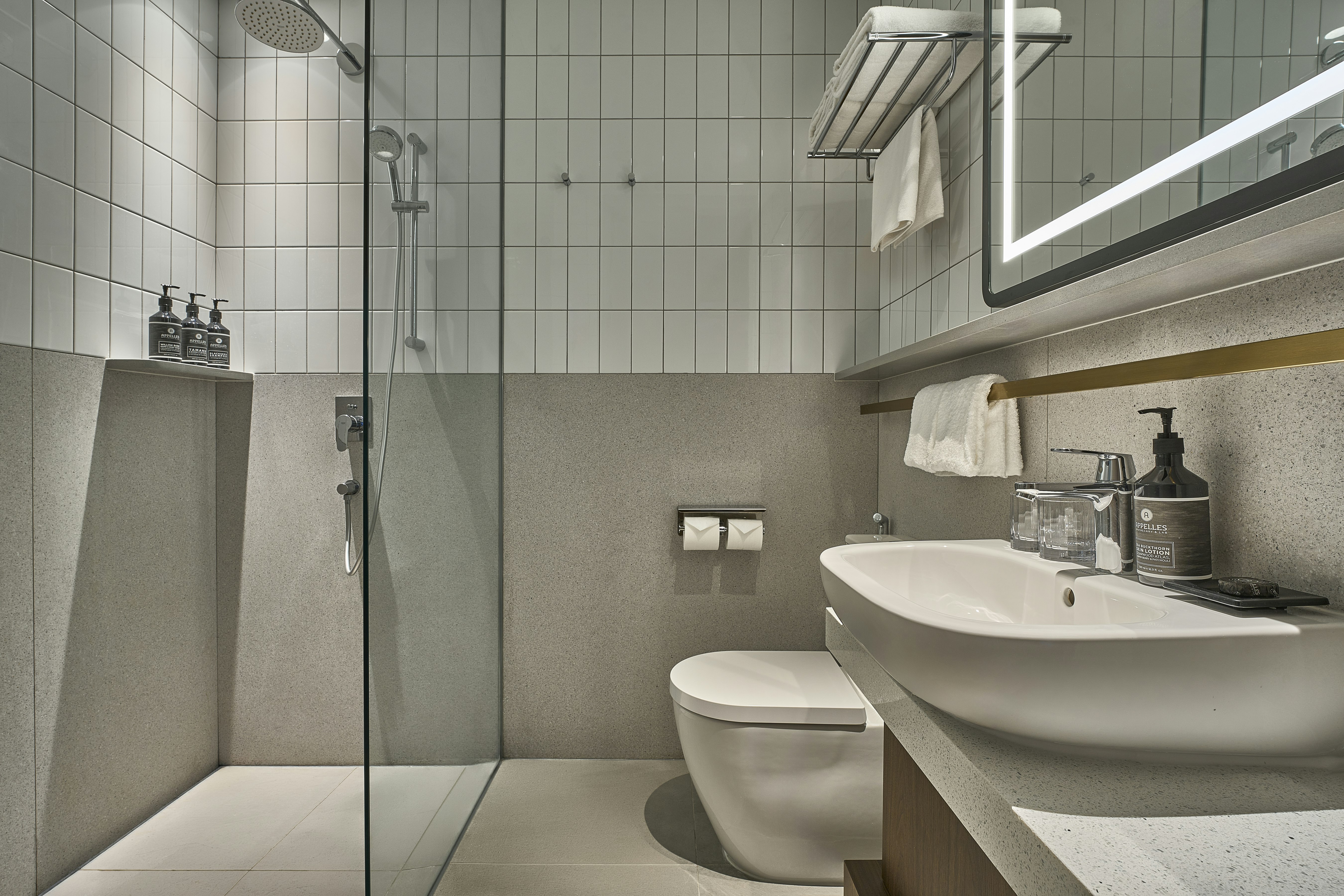 Oakwood Premier Raffles Place Singapore 56/65