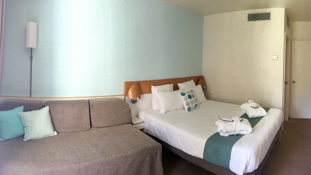 Novotel Marseille Est 23/71