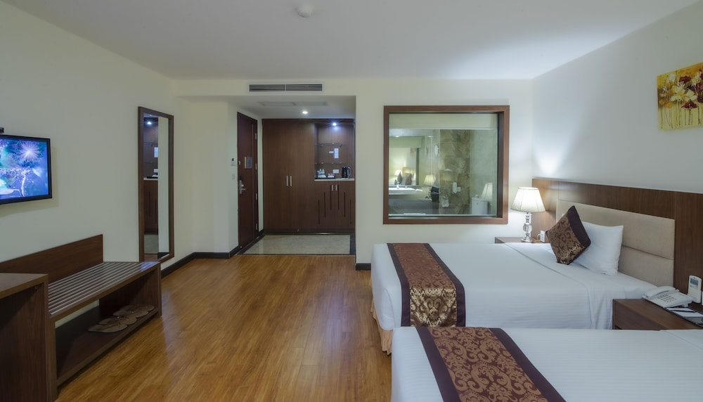 Muong Thanh Grand Da Nang Hotel 28/63