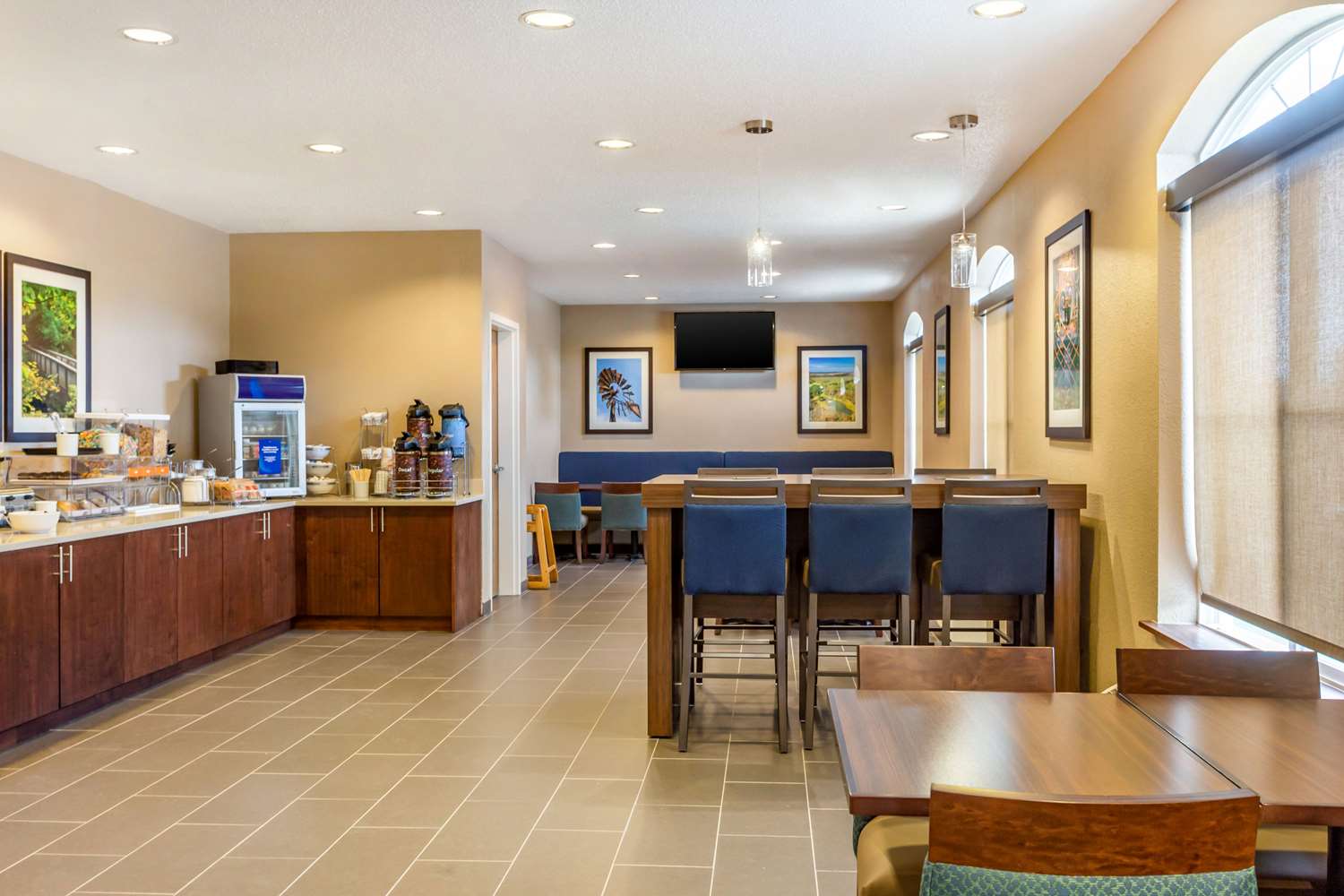Comfort Inn DeKalb - University Area 18/26