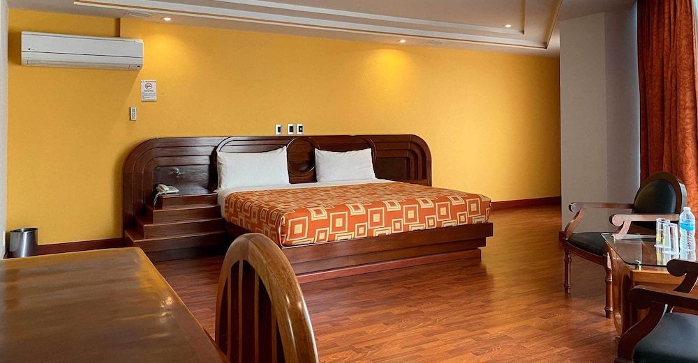 Hotel Escala Siglo XXI 15/50