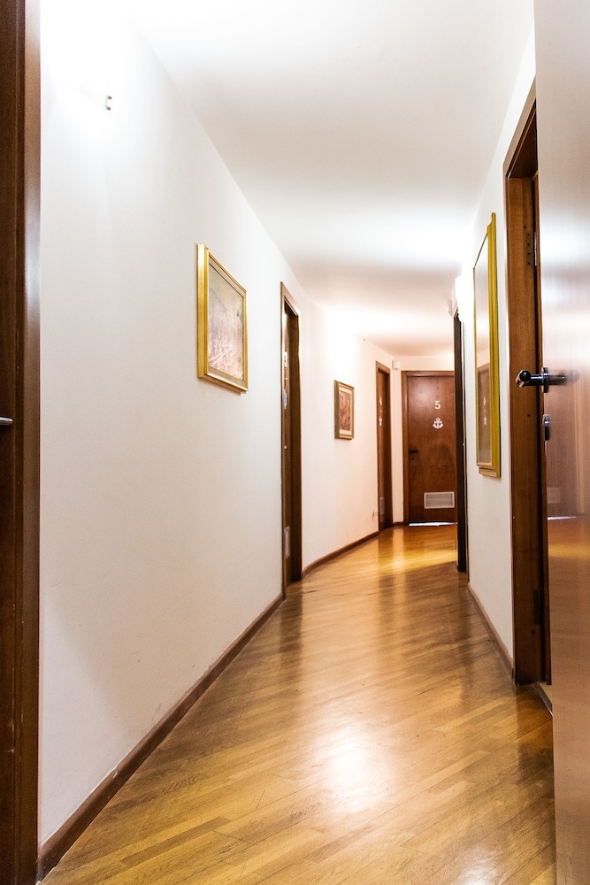 Hotel Youri Il Magnifico 32/50