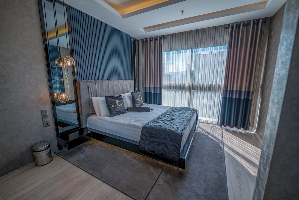 Marlen Hotel Bayrakli 19/48