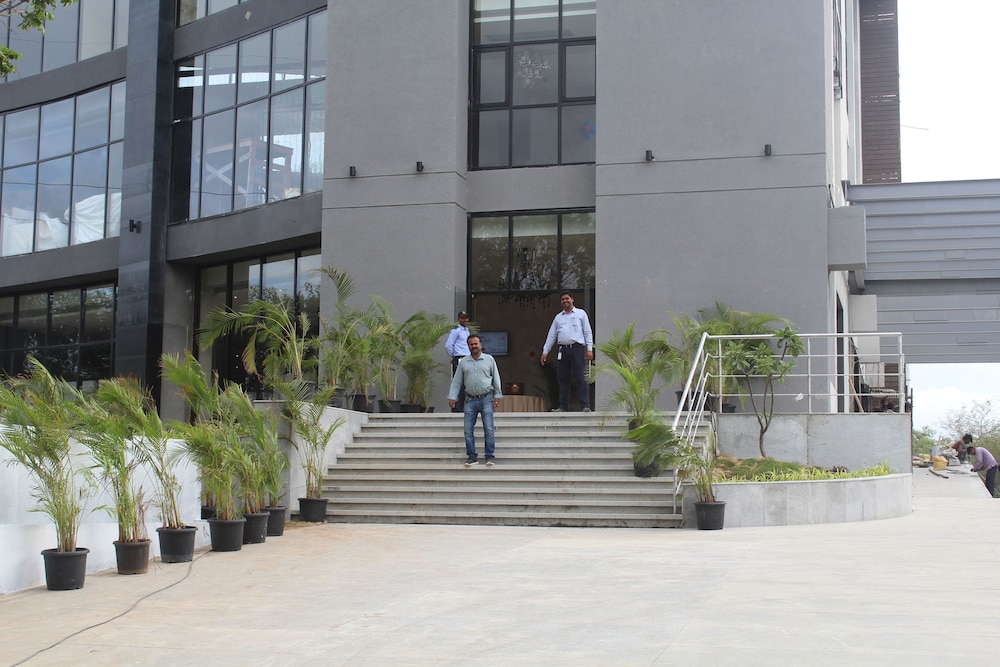 Grand Tamanna Hotel 39/45