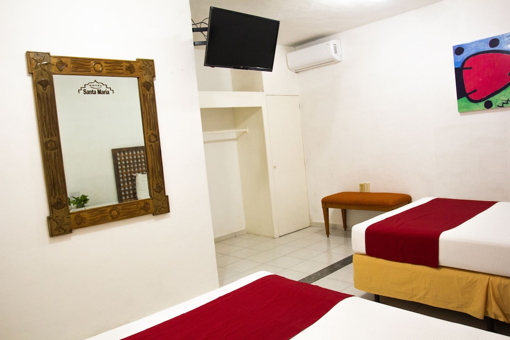 Hotel Santa Maria 34/50