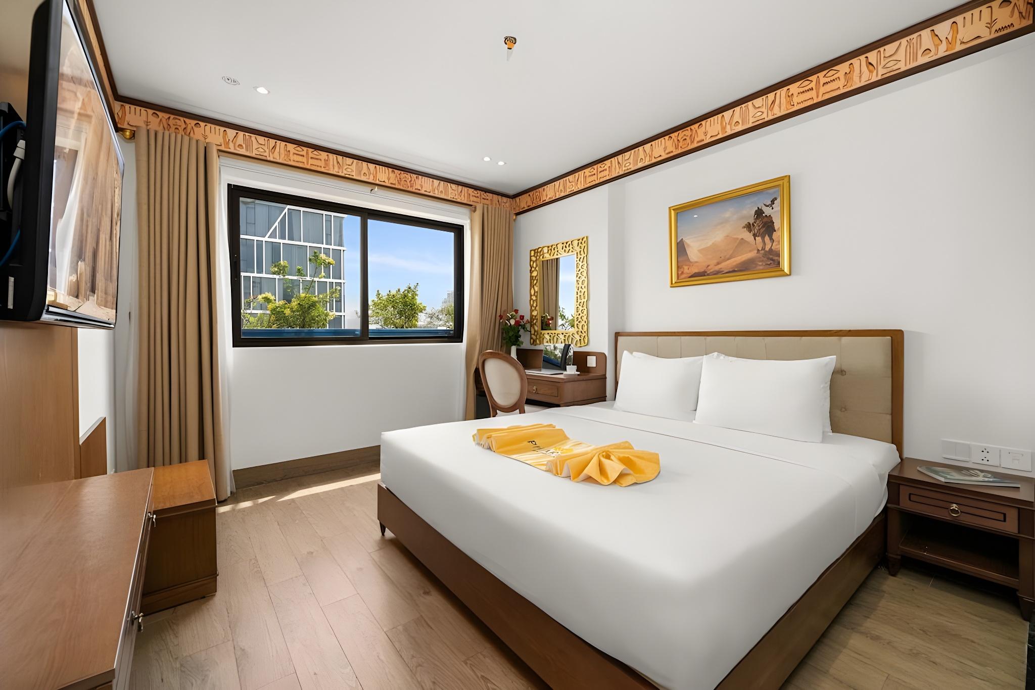 Deluxe, Double Bed