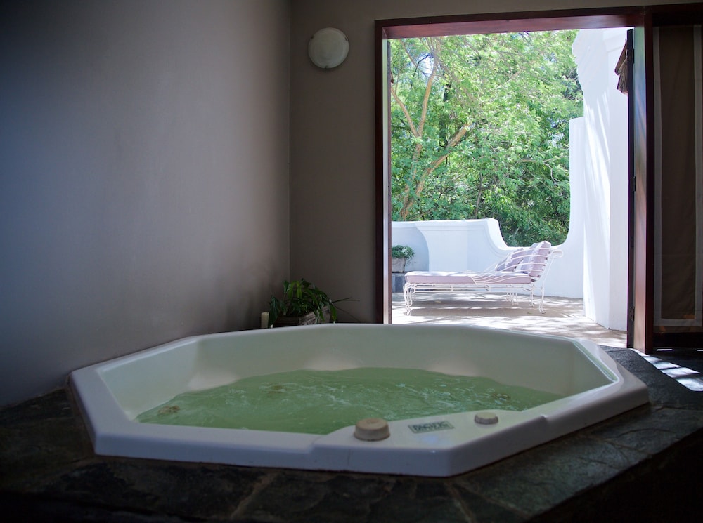 Leeuwenhof Country Lodge & Garden Spa 9/15