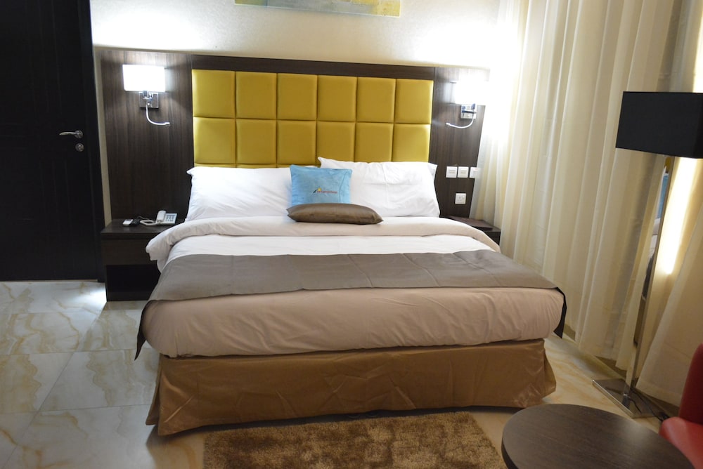 De Santos Hotel Awka 10/32