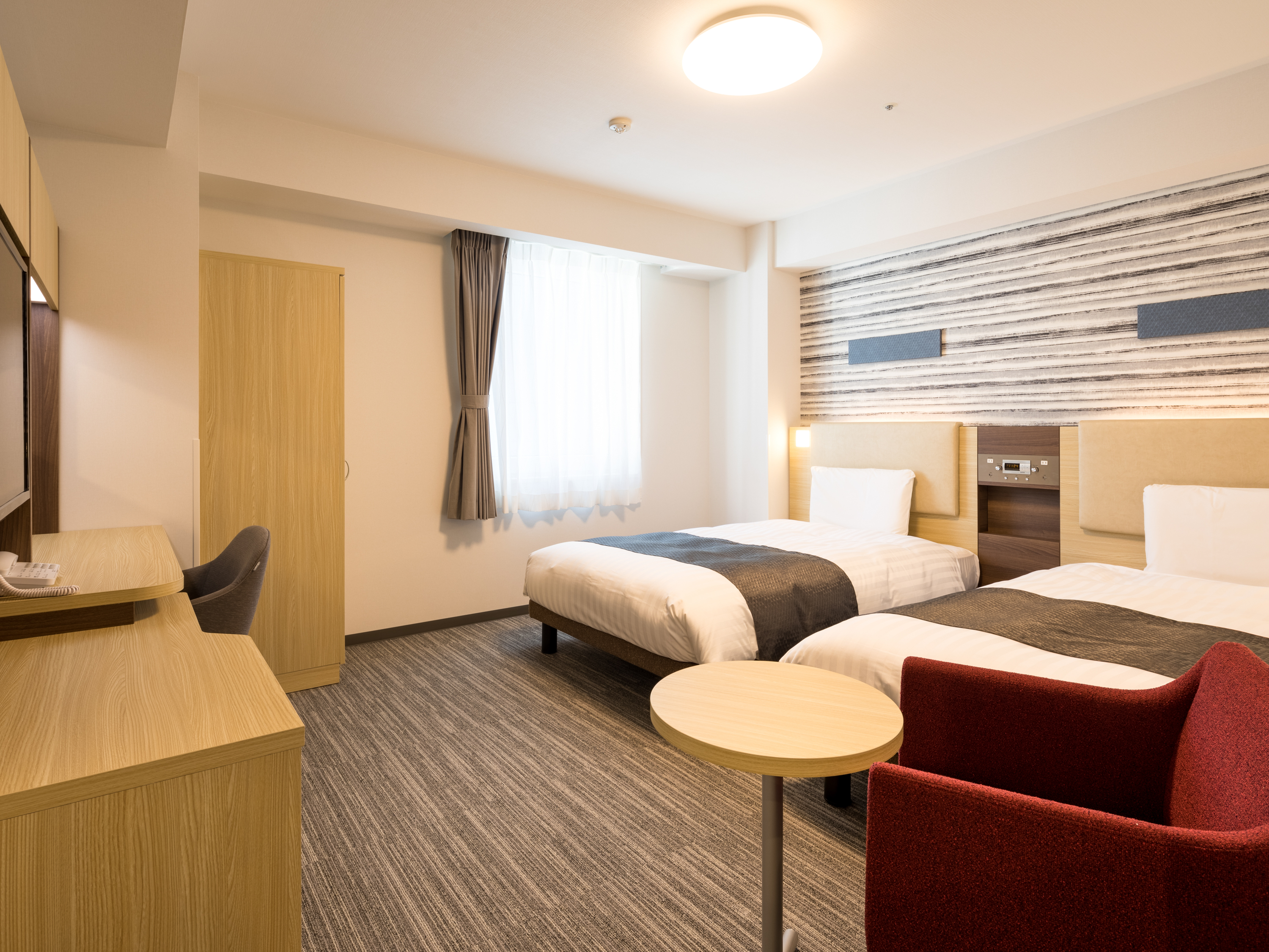 ROOM, TWIN BEDS