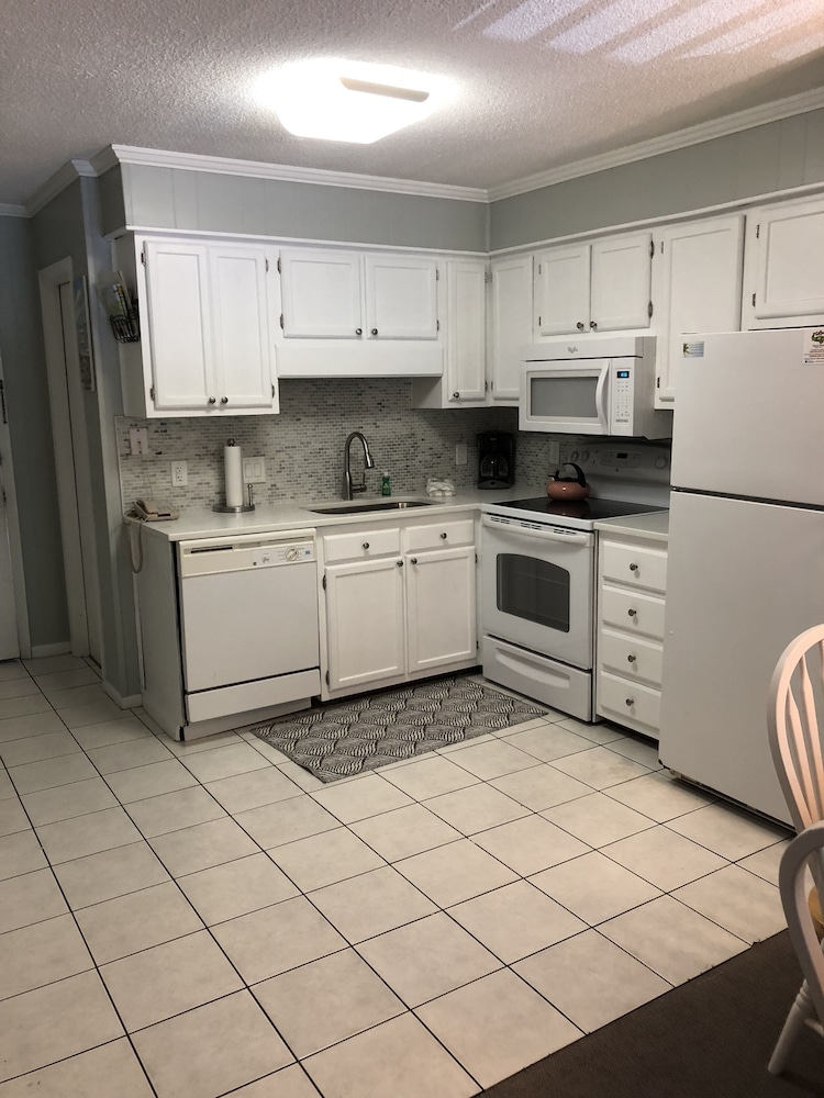 Hilton Head Island Beach Tennis Resort 16/80