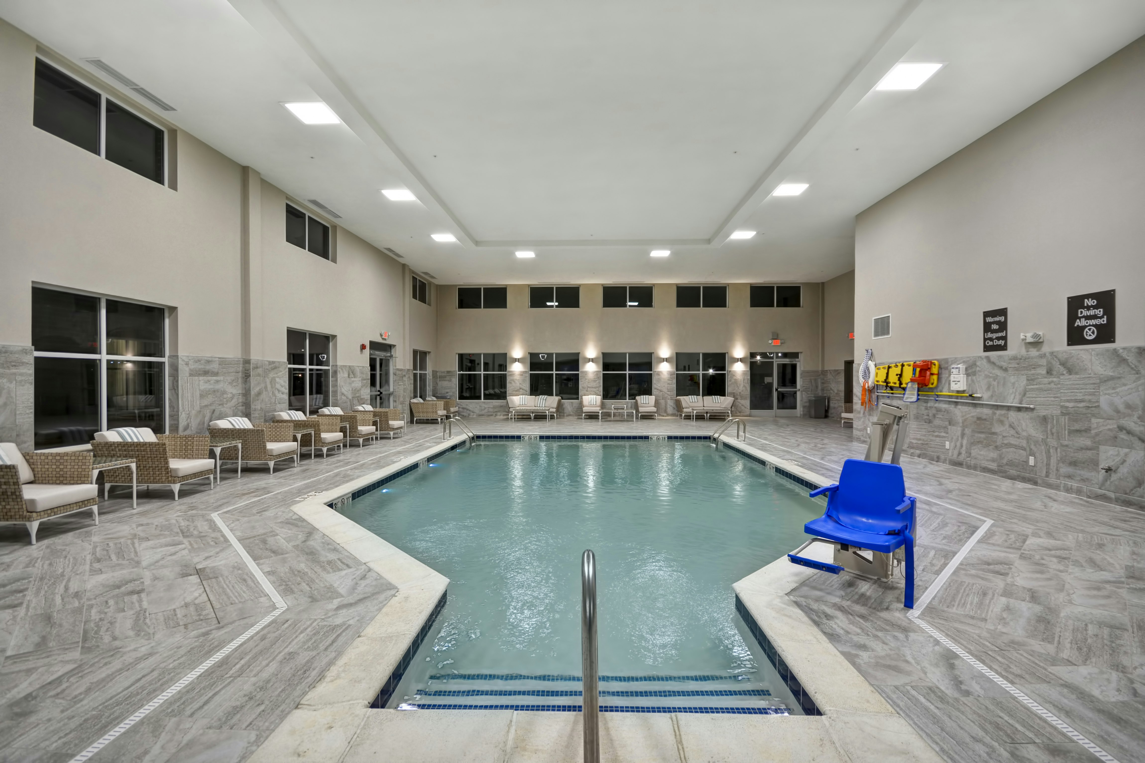 Homewood Suites by Hilton Warren Detroit 24/57
